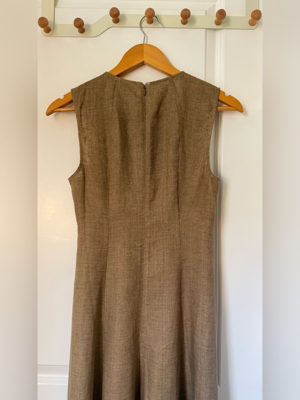 Reformation Cecilia Linen Dress In dark oatmeal, new without tags, never worn. - Picture 11 of 12